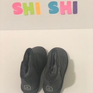 Bearpaw Charcoal Demi ll sz8 barley worn